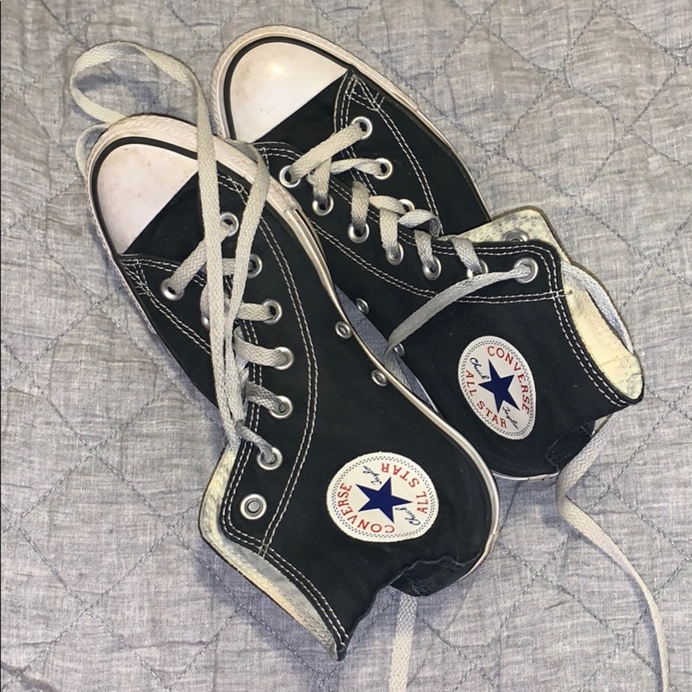 Black converse